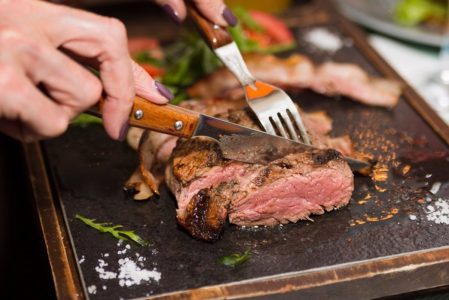 La carne sigue siendo una de las proteínas favoritas de los chilenos