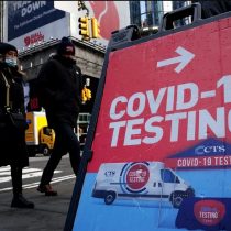 Los CDC de EEUU dejan de recomendar la cuarentena por contacto estrecho de Covid-19