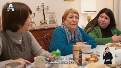 La esperada participación de Michelle Bachelet en la franja del Apruebo: «Cuando las mujeres hacemos cosas, la historia avanza»