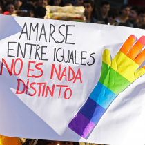 Joven es suspendida de su colegio al denunciar ataque homofóbico por parte de sus compañeros