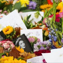 Por funeral de la reina Isabel II cines de Reino Unido cerrarán o exhibirán la ceremonia
