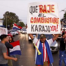 Camioneros amenazan con sitiar capital de Paraguay en protesta por combustible