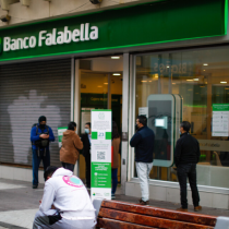 Sernac oficia a Banco Falabella tras reclamos de sus clientes por problemas en el sitio web y app móvil