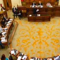 Parlamentarios chocan de cabeza por «subsidiaridad del Estado» y no logran acuerdos a un mes de iniciado el diálogo constituyente