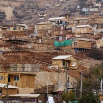 Catastro arroja más de mil campamentos en Chile: casi la mitad viven bajo la línea de la pobreza