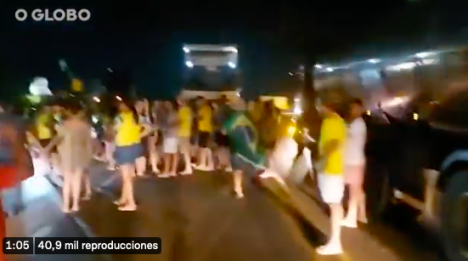 Camioneros bloqueron varias carreteras en Brasil en protesta por derrota de Bolsonaro