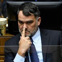 Tras nombramiento de Valencia, presidente de la UDI desactiva acusaciones constitucionales contra el Gobierno