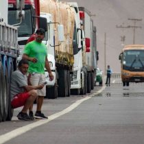 Director de cine denuncia que camioneros le solicitaron $300 mil para continuar su ruta en el norte del país
