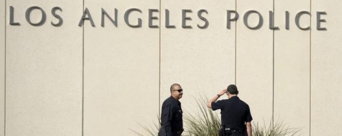 Policía que mató a joven chilena en Los Ángeles hizo disparos injustificados Policía que mató a joven chilena en Los Ángeles hizo disparos injustificados