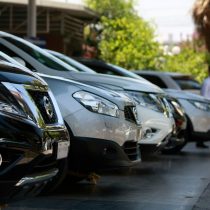 Senado aprobó en general proyecto que obliga a comercializadoras entregar autos con patente