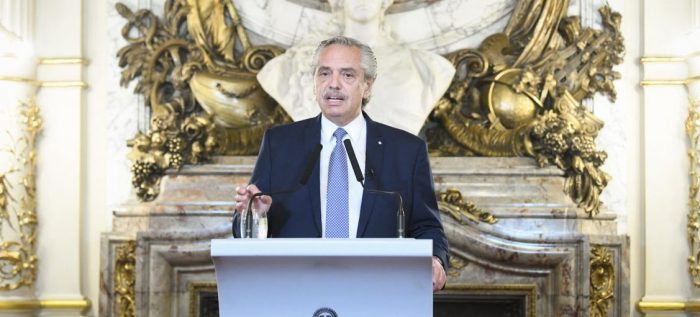 Presidente de Argentina defiende a Cristina Fernández y asegura que «ha sido condenada una persona inocente» Presidente de Argentina defiende a Cristina Fernández y asegura que