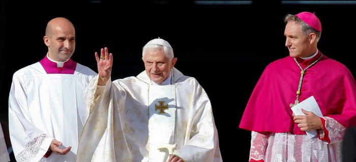 Carta Póstuma revela motivos de renuncia de papa emérito Benedicto XVI en 2013