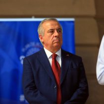 Mañalich firma por Amarillos por Chile tras descartar militancia en Evópoli