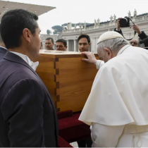 Libro de ex secretario de Benedicto XVI fija las miradas a Papa Francisco: incluye críticas del pontífice emérito a su sucesor