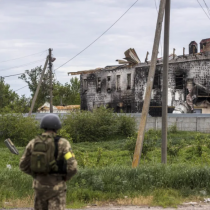Militares ucranianos comienzan su instrucción con los tanques occidentales