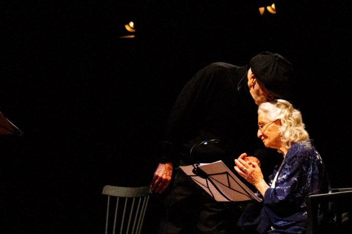 Obra de teatro “Historia de amor para un alma vieja” Obra de teatro “Historia de amor para un alma vieja”