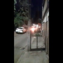 Atacan Comisaría de Pudahuel con bombas molotov en conmemoración de muerte de hincha de Colo-Colo