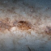 Telescopio del Observatorio de Cerro Tololo revela majestuoso panorama con miles de millones de objetos en la Vía Láctea