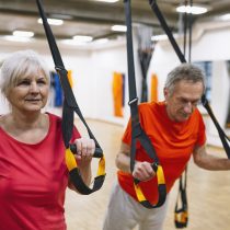 Personas mayores: ejercicio físico multicomponente y estructurado para elevar su calidad de vida