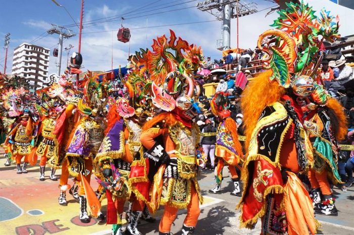 Bolivia vive la alegría, el brillo y la devoción del Carnaval de Oruro