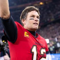 Tom Brady anuncia su retiro «definitivo» de la NFL y los emparrillados