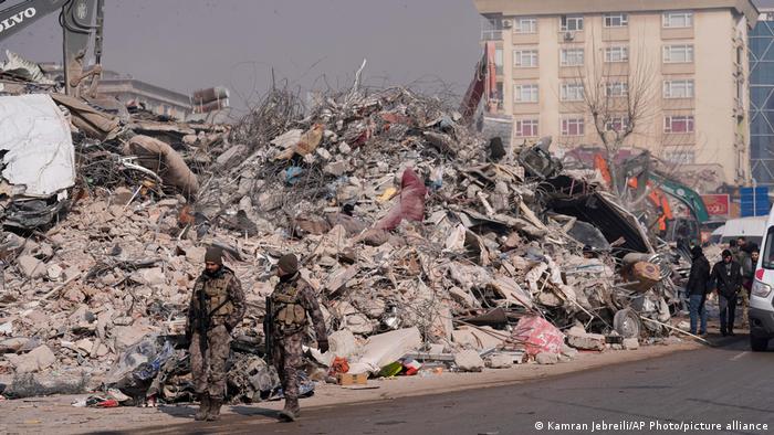 Terremoto en Turquía: número de muertos llega a 21.043