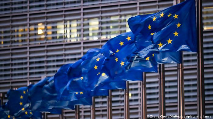UE acuerda décimo paquete de sanciones contra Rusia UE acuerda décimo paquete de sanciones contra Rusia