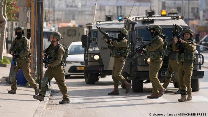 Israelíes y palestinos se comprometen en Jordania a evitar más violencia