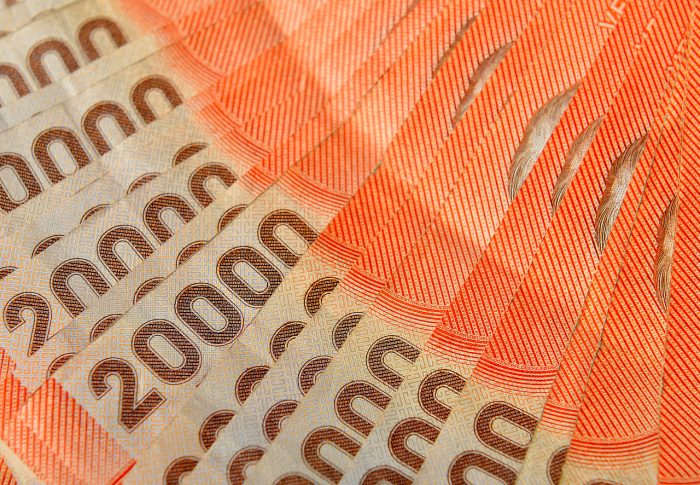 Inflación provocó que sueldos en Chile tengan menos ganancia durante 2022 Inflación provocó que sueldos en Chile tengan menos ganancia durante 2022