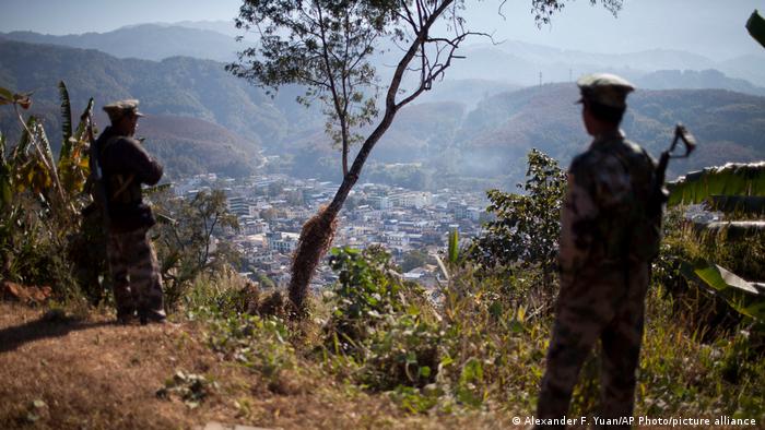Junta golpista birmana extiende ley marcial a más zonas del país