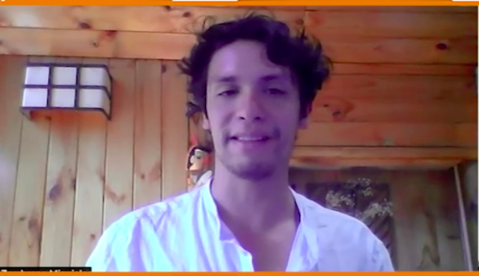 Felipe Zambrano, dramaturgo de ‘El traje del novio’: «Los seres humanos nos vinculamos bastante desde el dolor» Felipe Zambrano, dramaturgo de ‘El traje del novio’: «Los seres humanos nos vinculamos bastante desde el dolor»