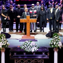 Funeral por el afroamericano Tyre Nichols clama por reforma policial en EEUU