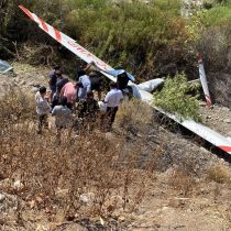 Planeador aterrizó de emergencia en río Mapocho: el piloto se encuentra con lesiones leves