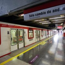 Línea 4 del Metro de Santiago funciona parcialmente por máquina de mantenimiento que no ha podido ser retirada