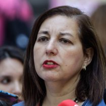 Fuego amigo: presidenta del PS dice que canciller Urrejola 
