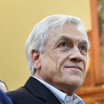 Piñera dice que expertos de su administración en combatir incendios forestales 