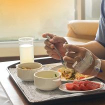 La importancia de la dieta para prevenir el cáncer y mejorar la calidad de vida de los pacientes