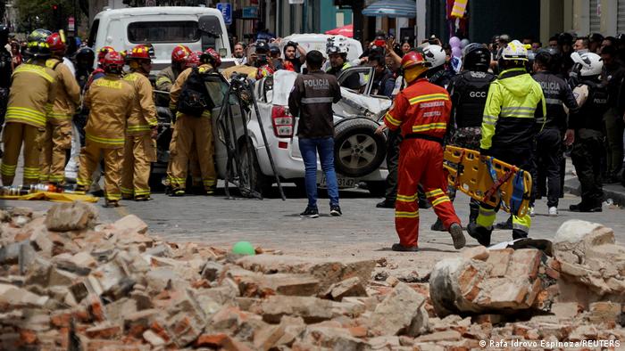 Papa Francisco expresa su cercanía a Ecuador tras terremoto Papa Francisco expresa su cercanía a Ecuador tras terremoto