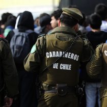 Carabineros dio de baja a tres funcionarios por cohecho en Pudahuel: tribunal decretó cautelar de arraigo nacional