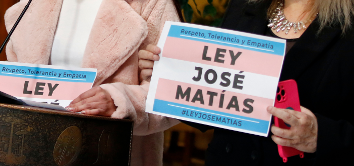 Ley José Matías: el proyecto que podría prevenir la discriminación a la población trans en escuelas, pero que se encuentran estancado en el Senado