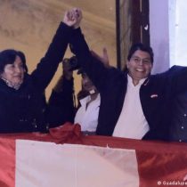 Perú investiga a la presidenta Boluarte y a Castillo por lavado de activos