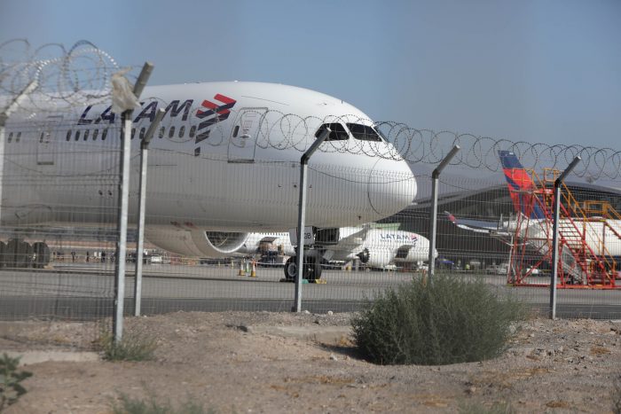 Aeropuerto de Santiago continúa operativo tras robo frustrado que dejó dos muertos